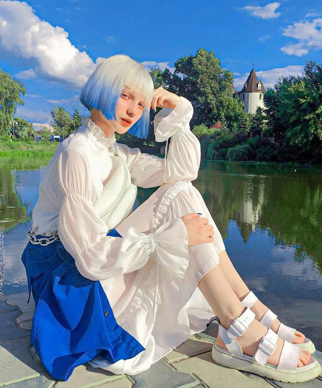 Sắc vóc xinh đẹp như búp bê của hotgirl Ukraine ảnh 4