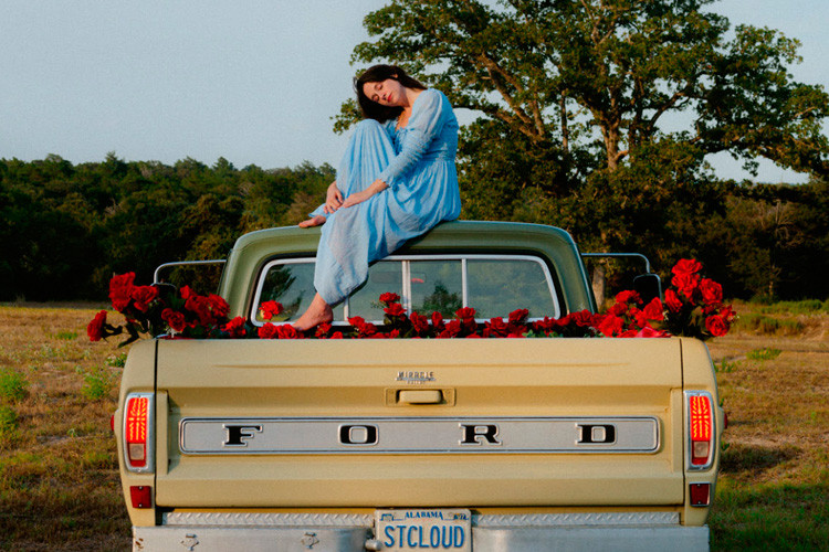 Guardian công bố 10 ca khúc hay nhất năm, hit mới của Lady Gaga và Ariana Grande đứng đầu ảnh 7