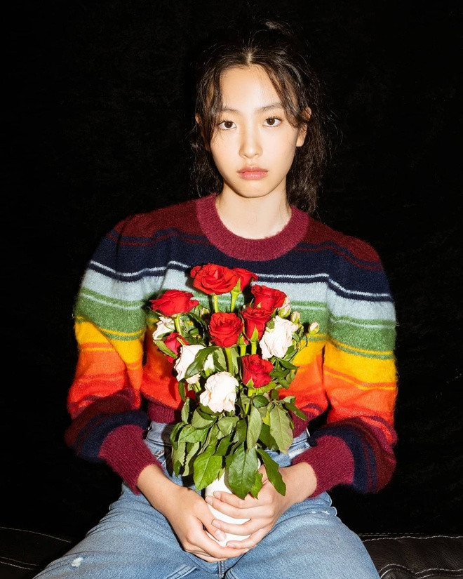 Nhan sắc cô gái 17 tuổi đầu tiên đầu quân cho công ty Bi Rain ảnh 4