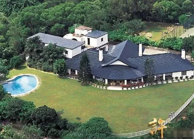 Hoa hậu Hồng Kông Lý Gia Hân khoe biệt thự rộng lớn như cung điện ảnh 2