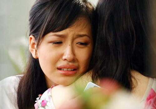 Những hoa hậu Việt từng 'chạm ngõ' điện ảnh ảnh 5