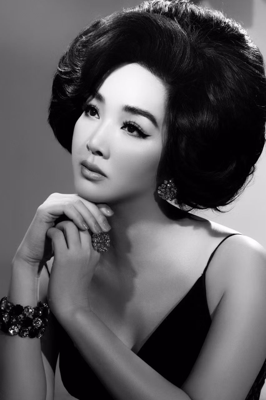 Hoa hậu Giáng My khoe vẻ đẹp 'vượt thời gian' với bộ ảnh phong cách cổ điển ảnh 2