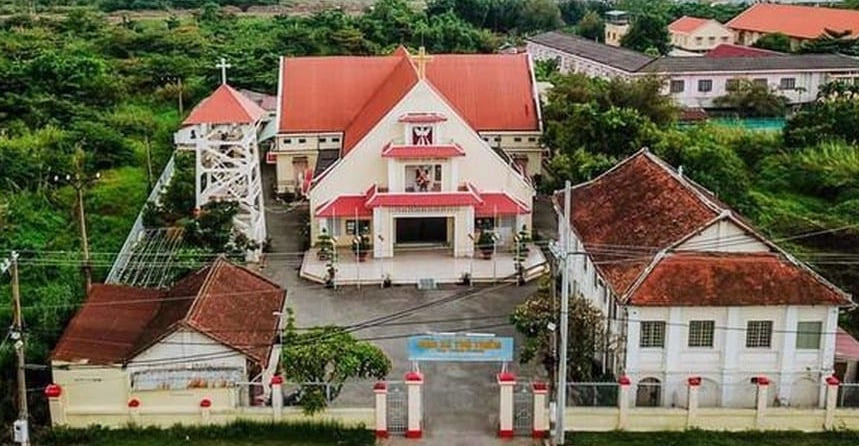 Sở VH&TT chính thức trao bằng xếp hạng Di tích cho Nhà thờ Thủ Thiêm ảnh 1