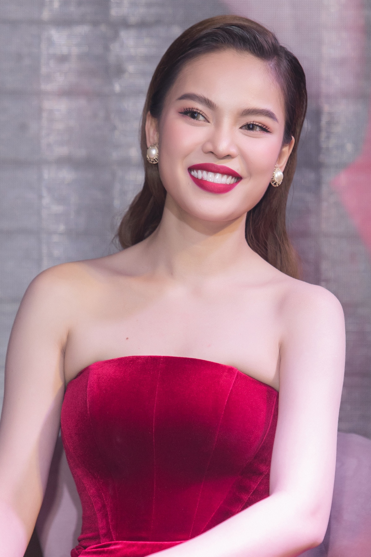 Việt Anh điển trai sau thẩm mỹ, trở thành kẻ 'lừa tình' Giang Hồng Ngọc ảnh 5