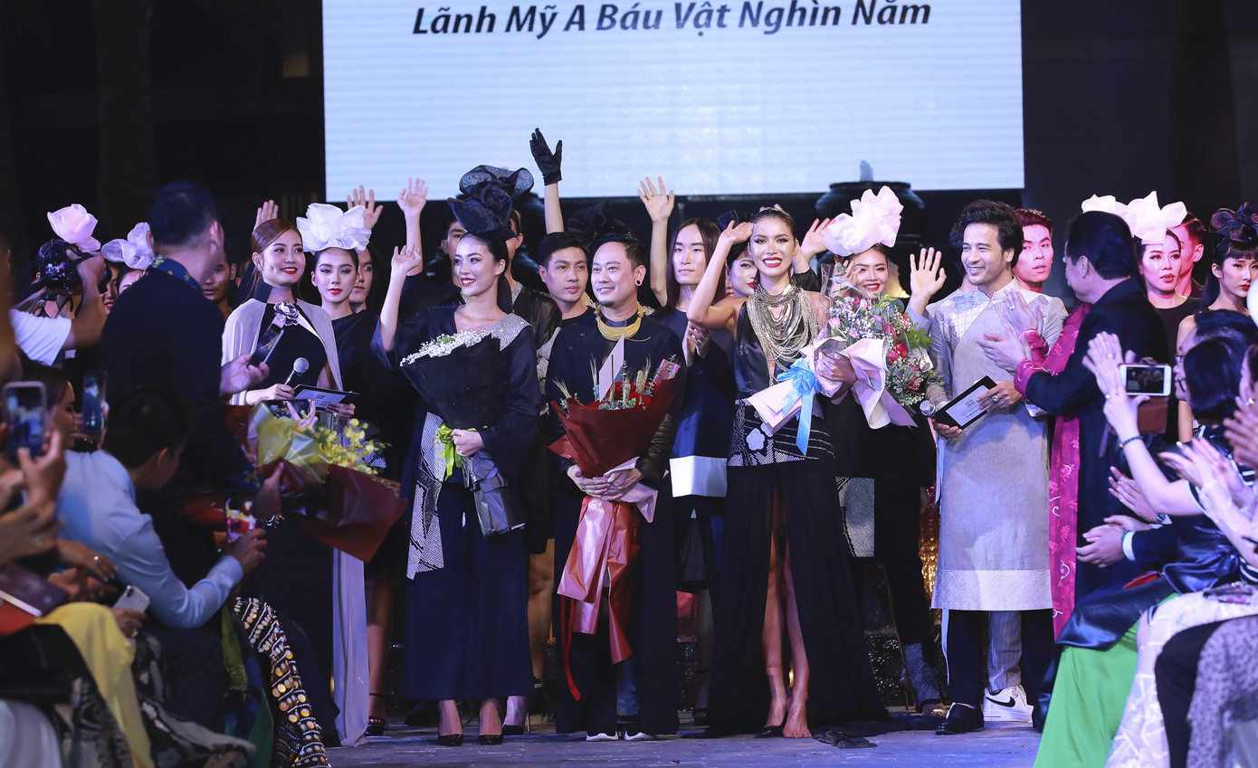 Hàng trăm nghệ sỹ tham gia giới thiệu các bộ sưu tập từ lụa Lãnh Mỹ A ảnh 3