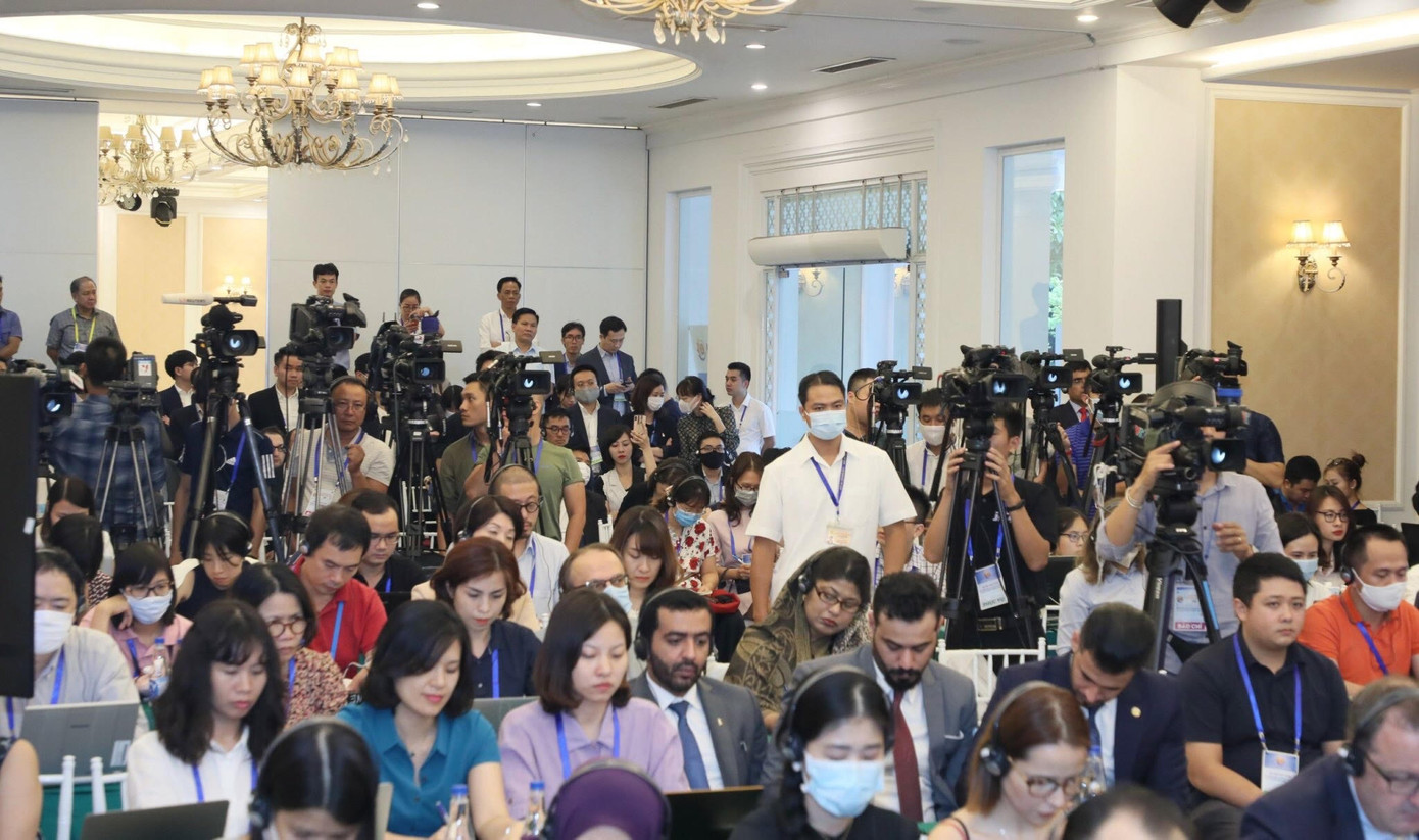 ASEAN không muốn kẹt trong cạnh tranh nước lớn ảnh 1