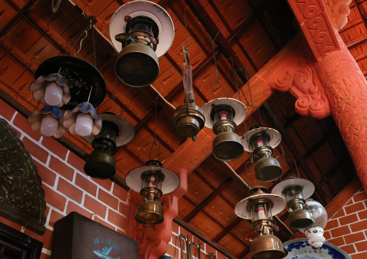 Ngôi nhà bằng gốm 'có một không hai' ở miền Tây ảnh 11