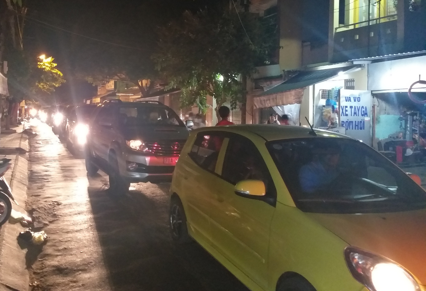 Hàng chục ngàn người đổ về Bến Tre tham quan lễ hội dừa ảnh 13