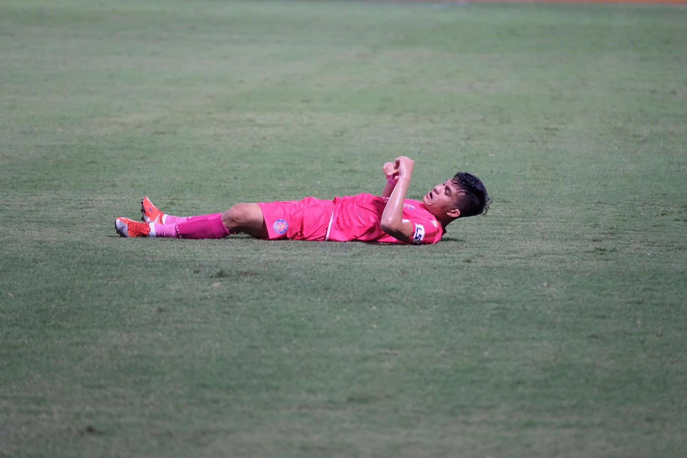 Sài Gòn FC: 'Thánh nằm sân' thành công với chất riêng ở V-League ảnh 5