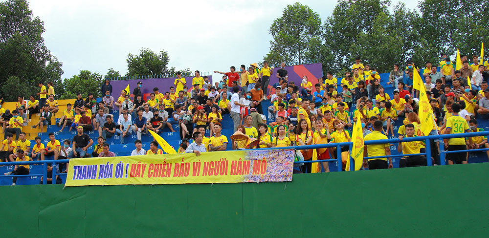 Thanh Hoá yêu cầu bầu Đệ rút văn bản xin bỏ V-League ảnh 1