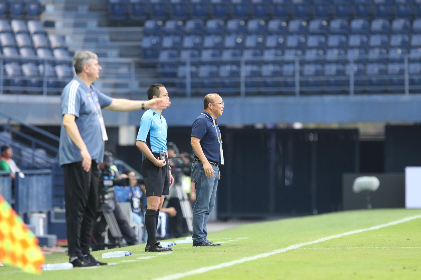 Ông Park Hang Seo thăm dò Jordan, U23 Việt Nam nghỉ tập ảnh 1