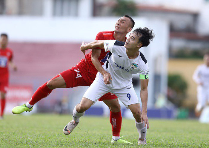 Quang Hải, Huỳnh Anh thuê vệ sĩ riêng khi cổ vũ Hà Nội FC đấu Sài Gòn ảnh 9