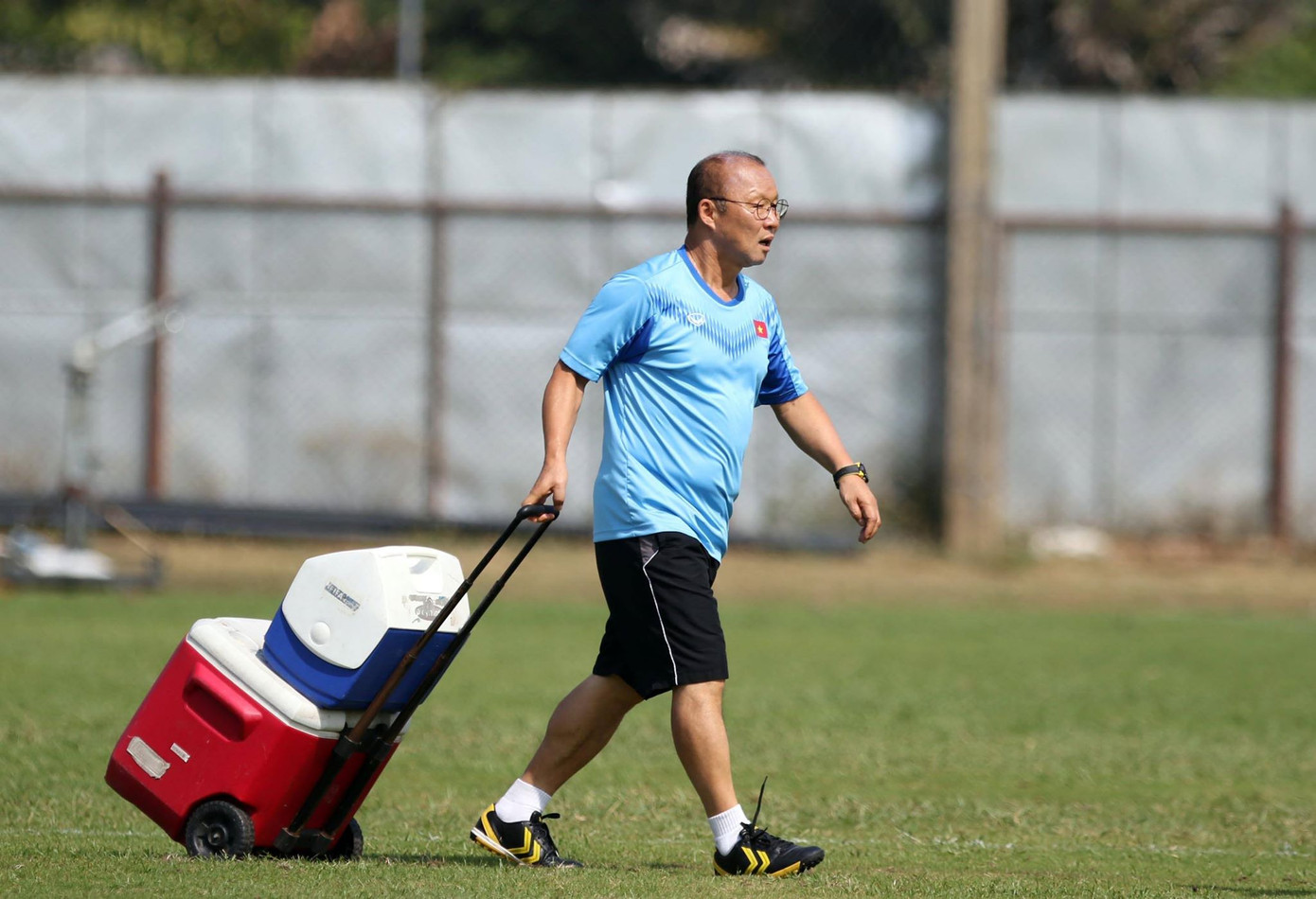 Ông Park và rắc rối với vị trí của Quang Hải ở U23 Việt Nam? ảnh 1