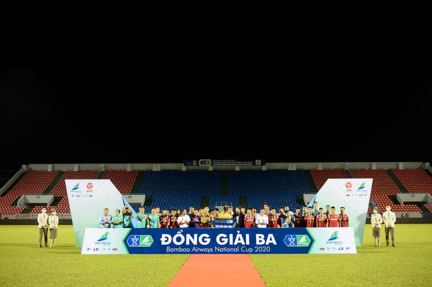  Văn Quyết lập 'hat-trick' đưa CLB Hà Nội vào chung kết cúp Quốc gia ảnh 2