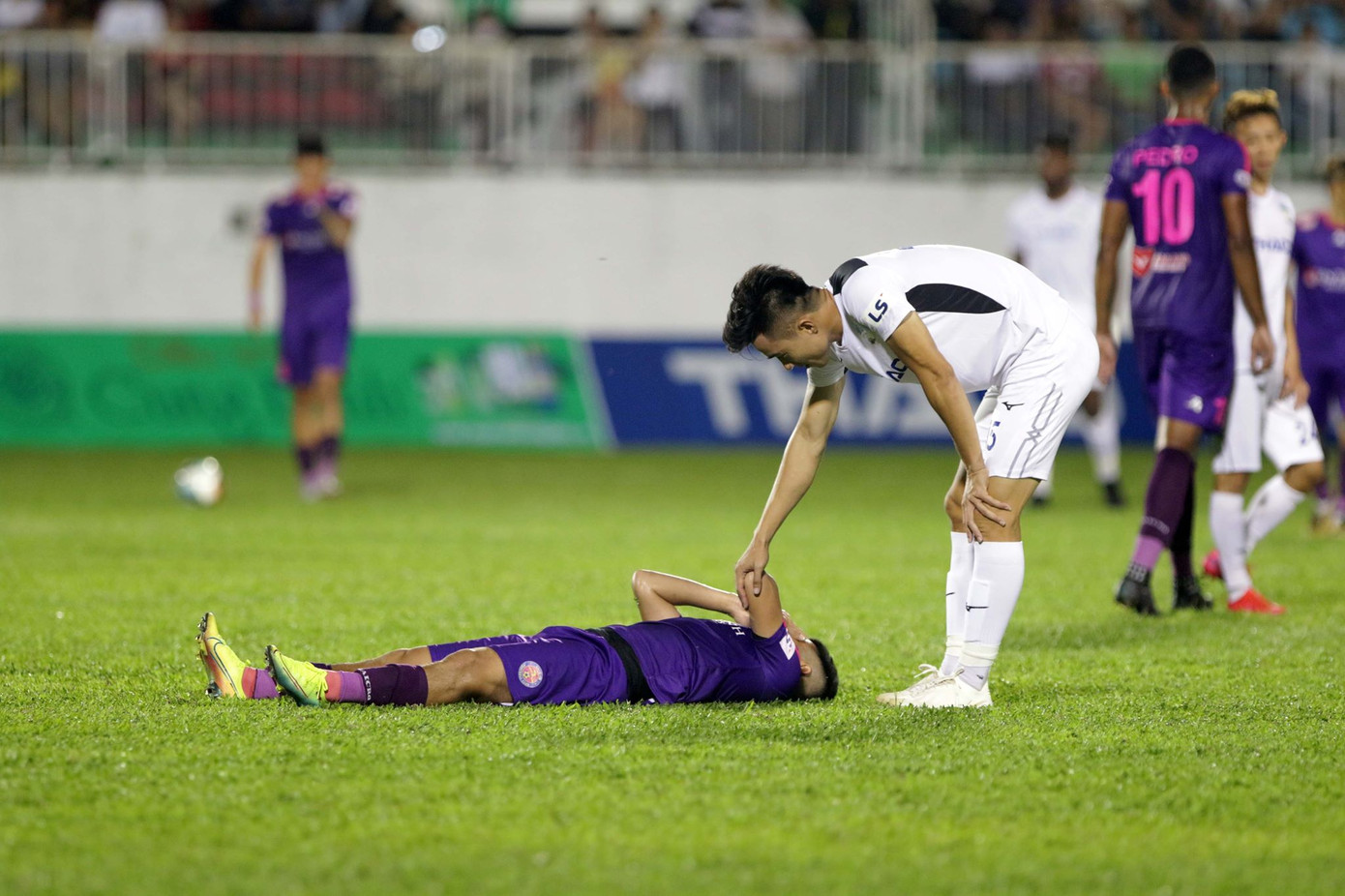 Bị cổ động viên HAGL phản ứng, Sài Gòn FC phủ nhận chơi xấu ảnh 2