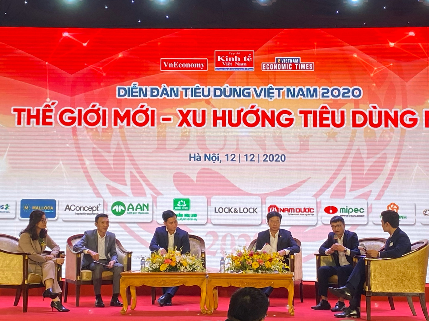 COVID-19 'sàng lọc' 60% doanh nghiệp trên thị trường ảnh 1