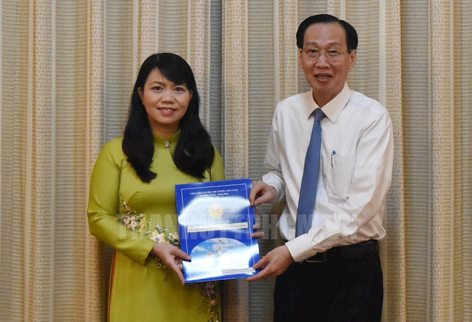 Trưởng Ban Tuyên giáo Quận 8 giữ chức Phó Chánh Văn phòng TPHCM ảnh 1