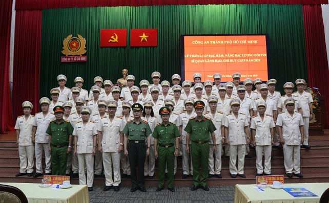 Điều động, bổ nhiệm một loạt sĩ quan lãnh đạo, chỉ huy Công an TPHCM ảnh 2