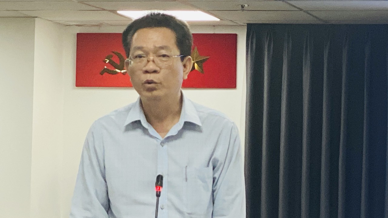 TPHCM còn 22 tuyến đường hễ mưa là ngập gần nửa mét ảnh 1