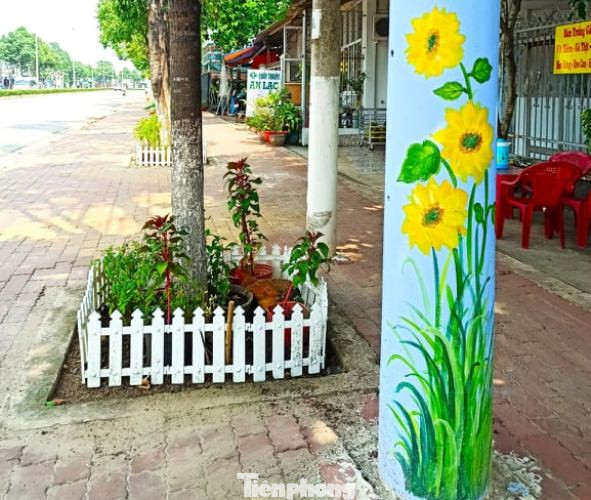 Tuổi trẻ Bình Dương ‘biến hình’ cột bê tông trong ngày Chủ nhật Xanh ảnh 3