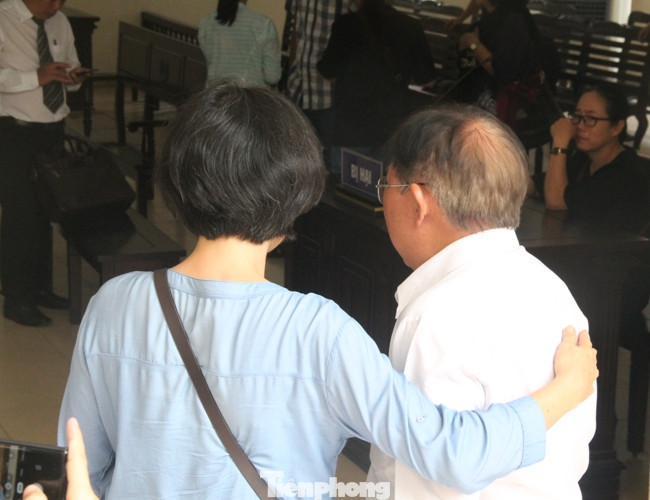 Vụ giết người đúc bê tông: Tâm sự đẫm nước mắt của người cha khi con bị tuyên tử hình ảnh 4