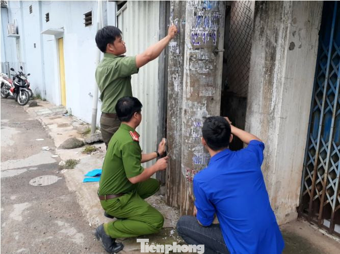 Tuổi trẻ Bình Dương ‘tô sắc’ đường phố dịp cuối tuần ảnh 4