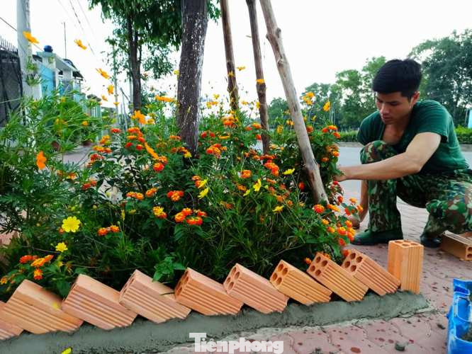 Tuổi trẻ Bình Dương ‘tô sắc’ đường phố dịp cuối tuần ảnh 7