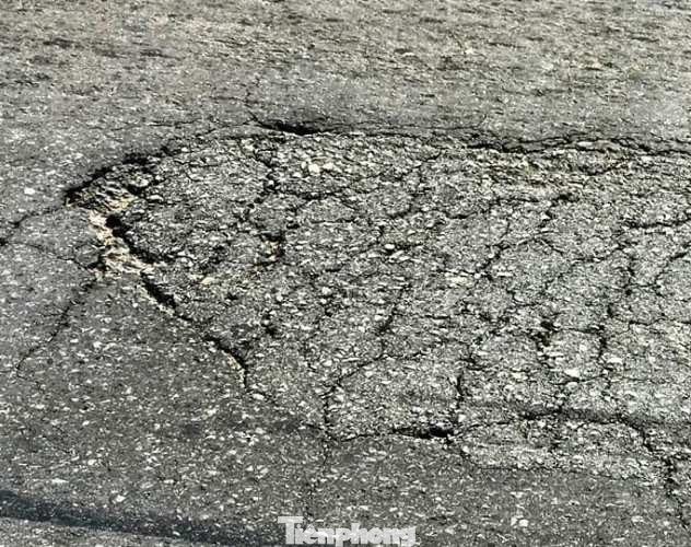 Đường huyết mạch thành đường ‘lưng trâu, chết chóc’ ở Bình Dương ảnh 3