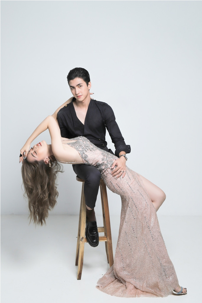 Á hậu Phương Nga tung bộ ảnh táo bạo bên Bình An ngày Valentine ảnh 4