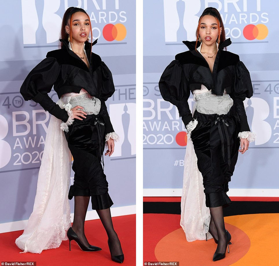 Dàn sao thảm đỏ Brits 2020: Hết ‘thả rông’ khoe ngực, đến váy xẻ sâu bất tận ảnh 16