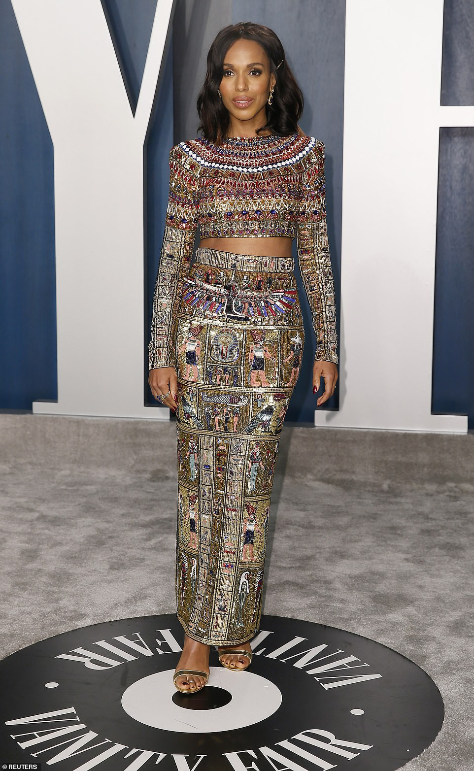 Tiệc hậu Oscar: Kim khoe ngực đầy vẫn kém vợ John Legend 'mặc như không' ảnh 7