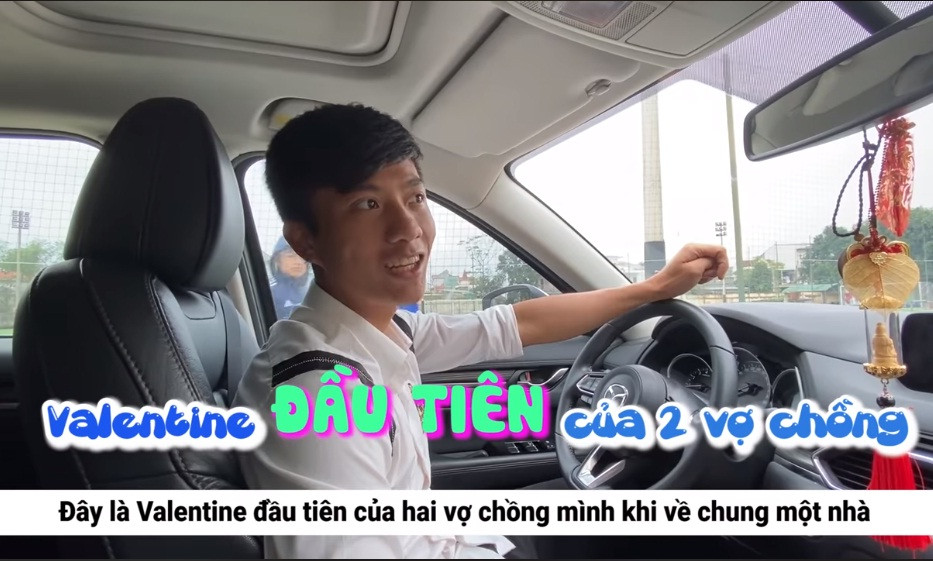 Valentine đầu tiên ngọt ngào xúc động của Phan Văn Đức dành tặng vợ ảnh 1