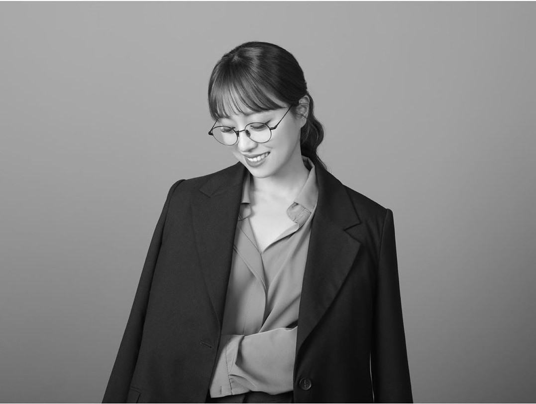 Nữ phát thanh viên Hàn Quốc tiết lộ ‘thả rông’ trên sóng trực tiếp gây sốc ảnh 4