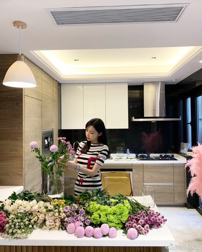 Dòng ẩn ý của thiếu gia ăn chơi nhất Trung Quốc bóc trần lò luyện ‘câu’ đại gia ảnh 4