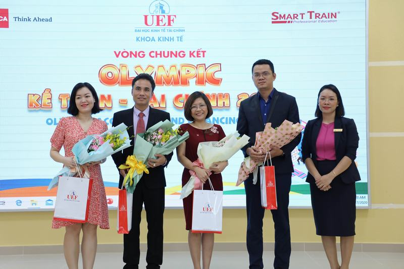 Học thực tế, được chăm lo việc làm: Bất kỳ sinh viên trường nào cũng mong muốn ảnh 3