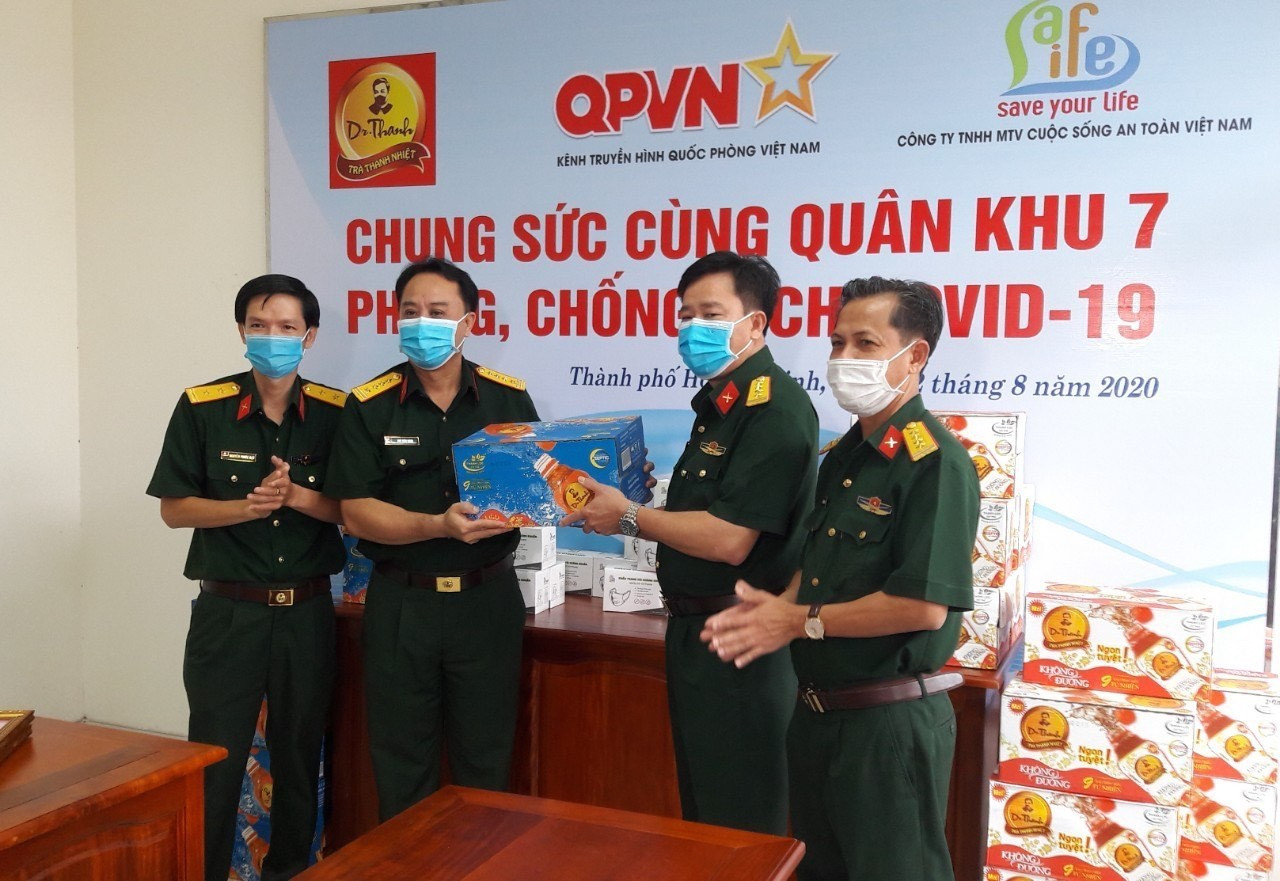 72.000 sản phẩm Trà Thanh Nhiệt Dr Thanh tiếp tục tiếp sức đồng bào, chiến sĩ tại Quân khu ảnh 2