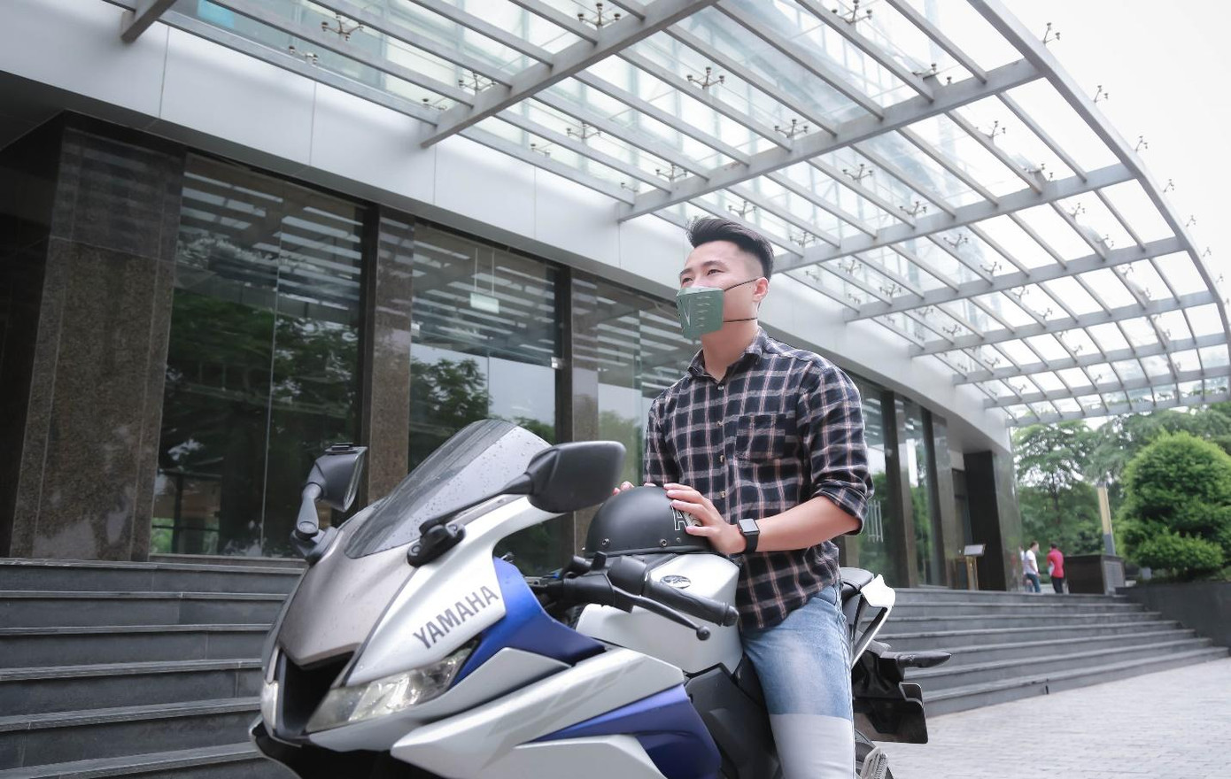 Ông lớn trong ngành lọc nước bắt kịp xu hướng, sản xuất khẩu trang Cool ngầu ảnh 1