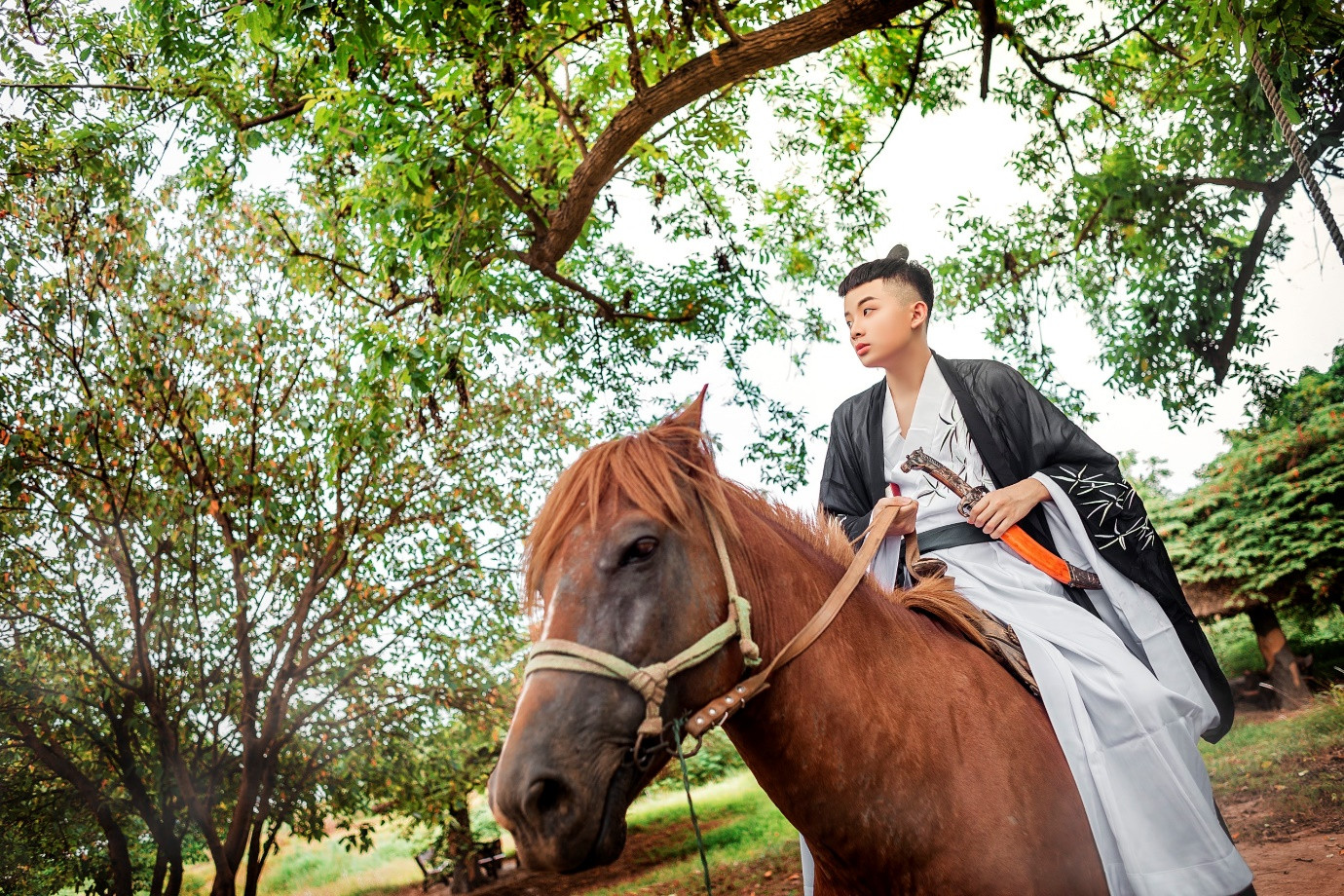 10x Trần Công Trường kiếm tiền khủng từ Youtube ảnh 2