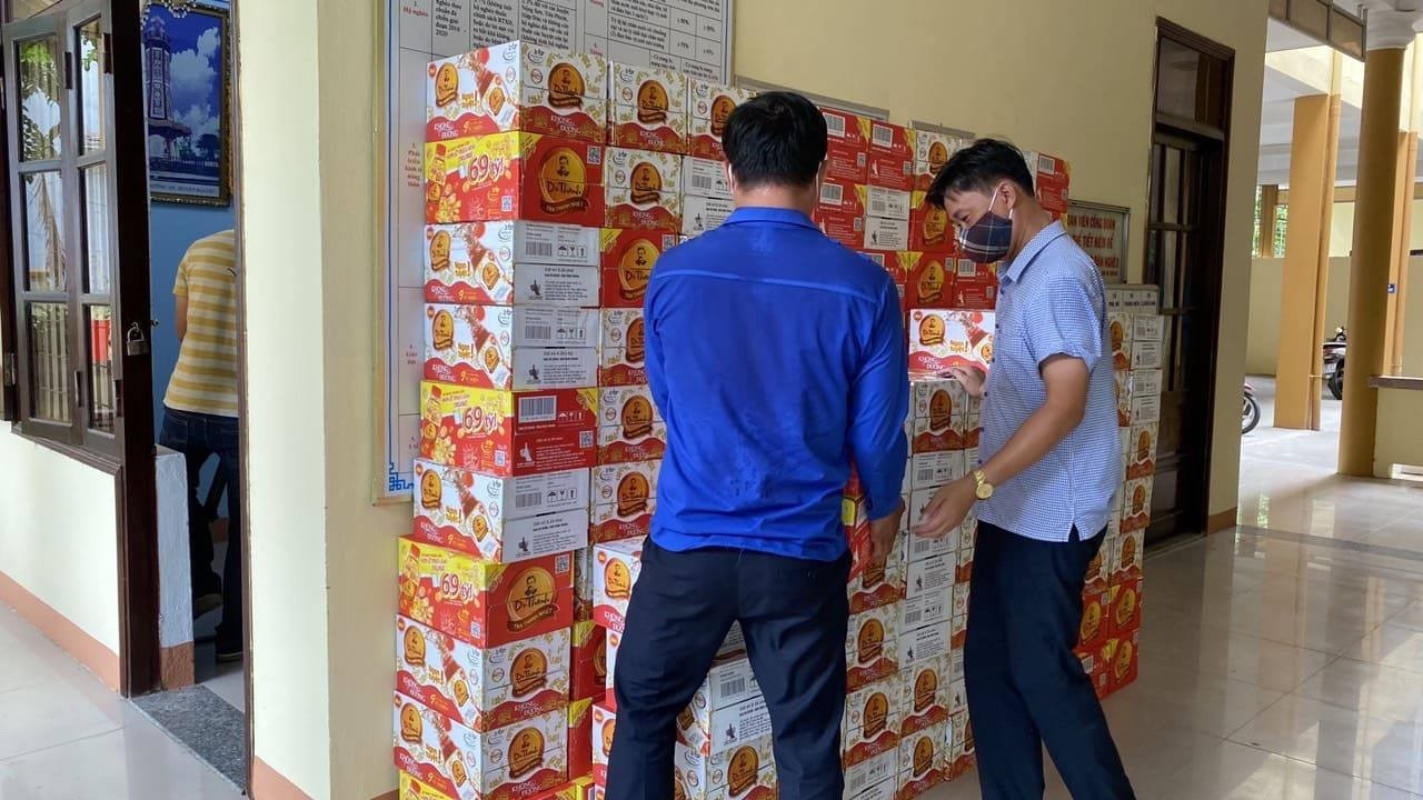 Trà Thanh Nhiệt Dr Thanh tiếp sức cho đồng bào, chiến sĩ tại Quảng Nam ảnh 5