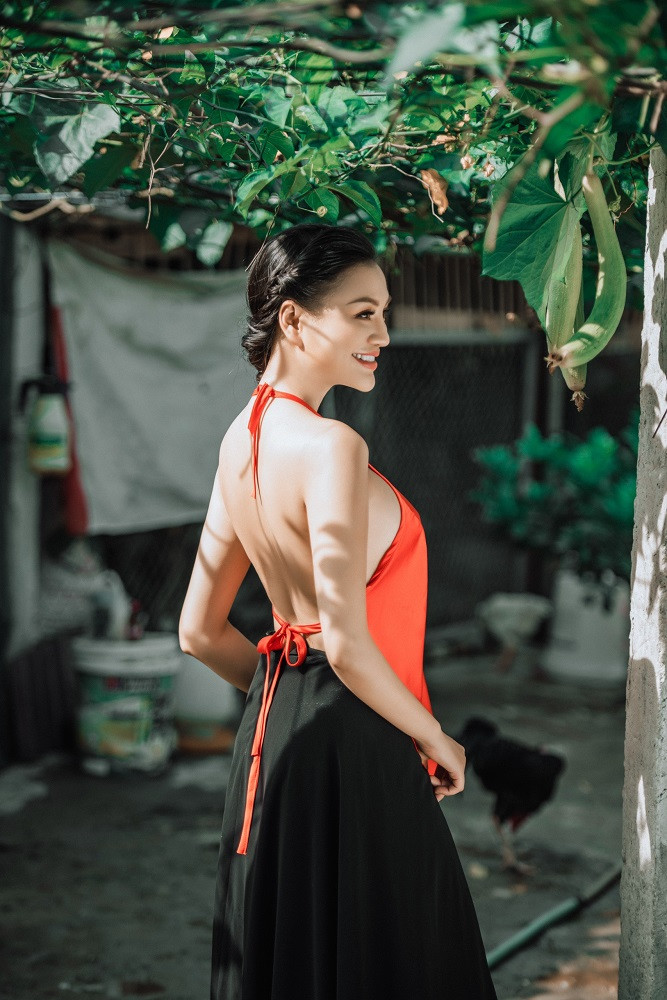 Trần Huyền Nhung tìm sự yên bình và thư giãn tâm hồn tại quê hương ảnh 3