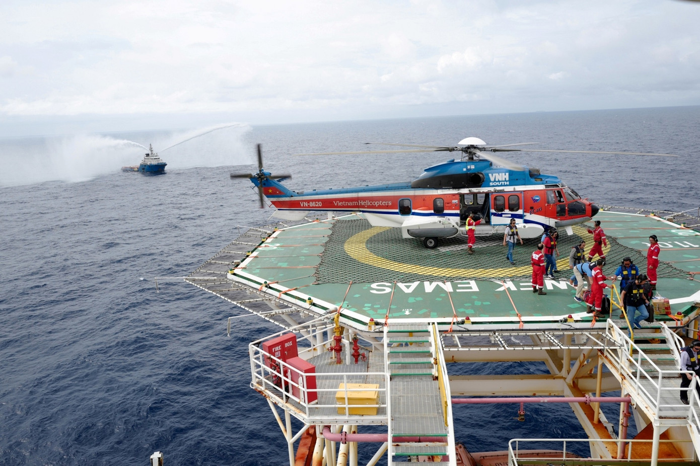 Petrovietnam: 45 năm sứ mệnh tìm dầu ảnh 1