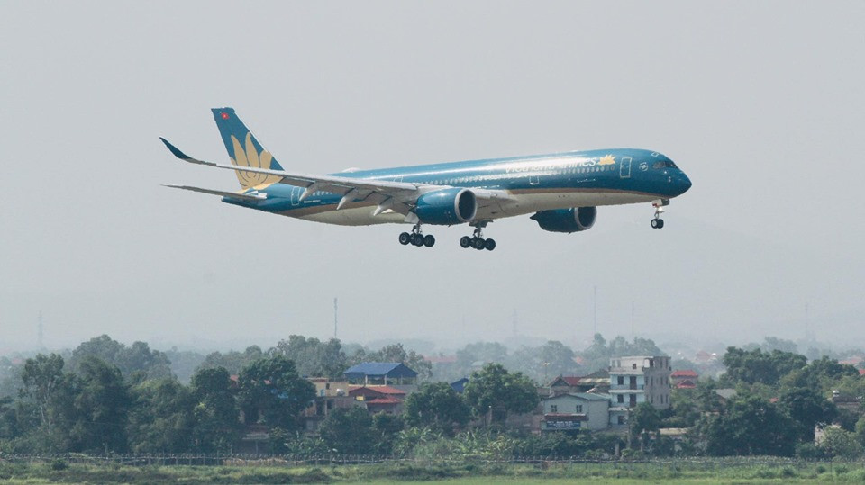 Chuyến bay đặc biệt đưa hơn 100 người mắc COVID -19 ở Guinea Xích đạo về tới Nội Bài ảnh 2