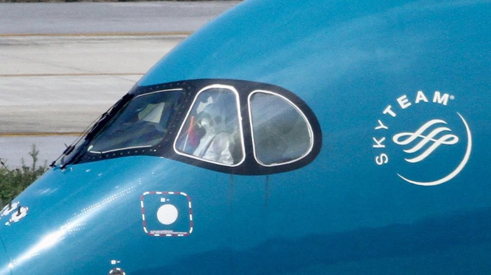 Chuyến bay đặc biệt đưa hơn 100 người mắc COVID -19 ở Guinea Xích đạo về tới Nội Bài ảnh 7