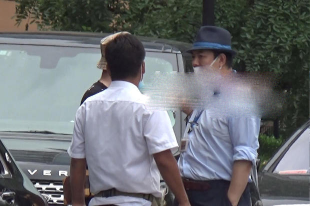 Trương Thiết Lâm hành xử không đúng mực trên phố bị dân mạng 'phê bình' ảnh 4