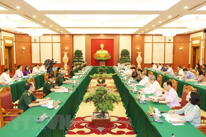 Bộ Chính trị làm việc với Thường vụ Quân ủy Trung ương ảnh 7