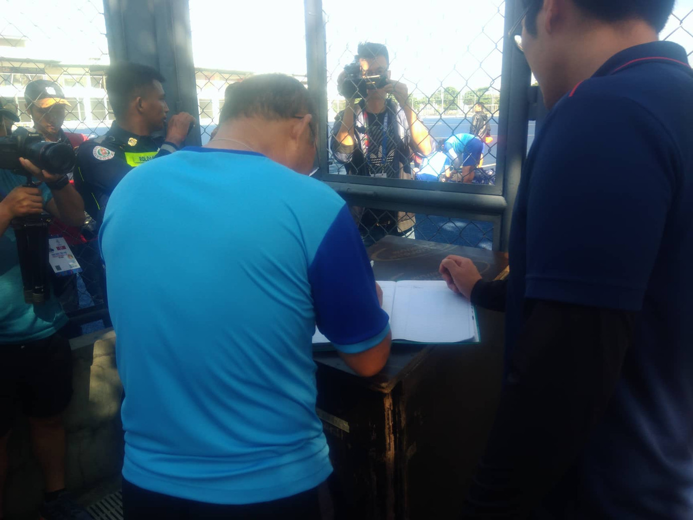 Quang Hải, Văn Hậu chờ xung trận, ông Park chưa hết trầm tư ảnh 2