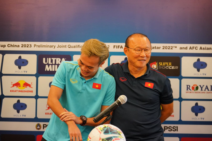 Văn Toàn chưa hài lòng với phong độ trước trận gặp Indonesia ảnh 1