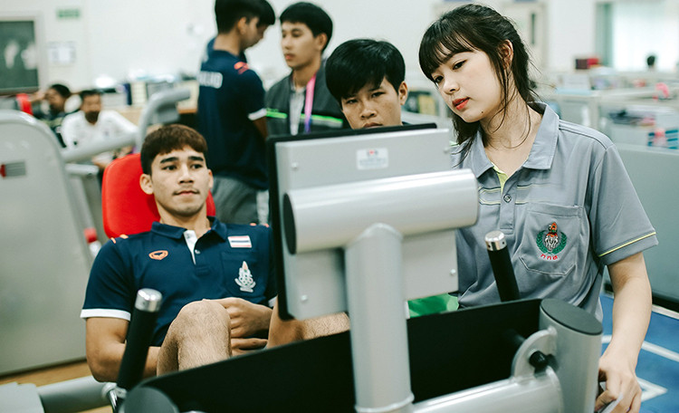 Thái Lan đặt mục tiêu giành 2 HCV SEA Games môn bóng đá ảnh 1