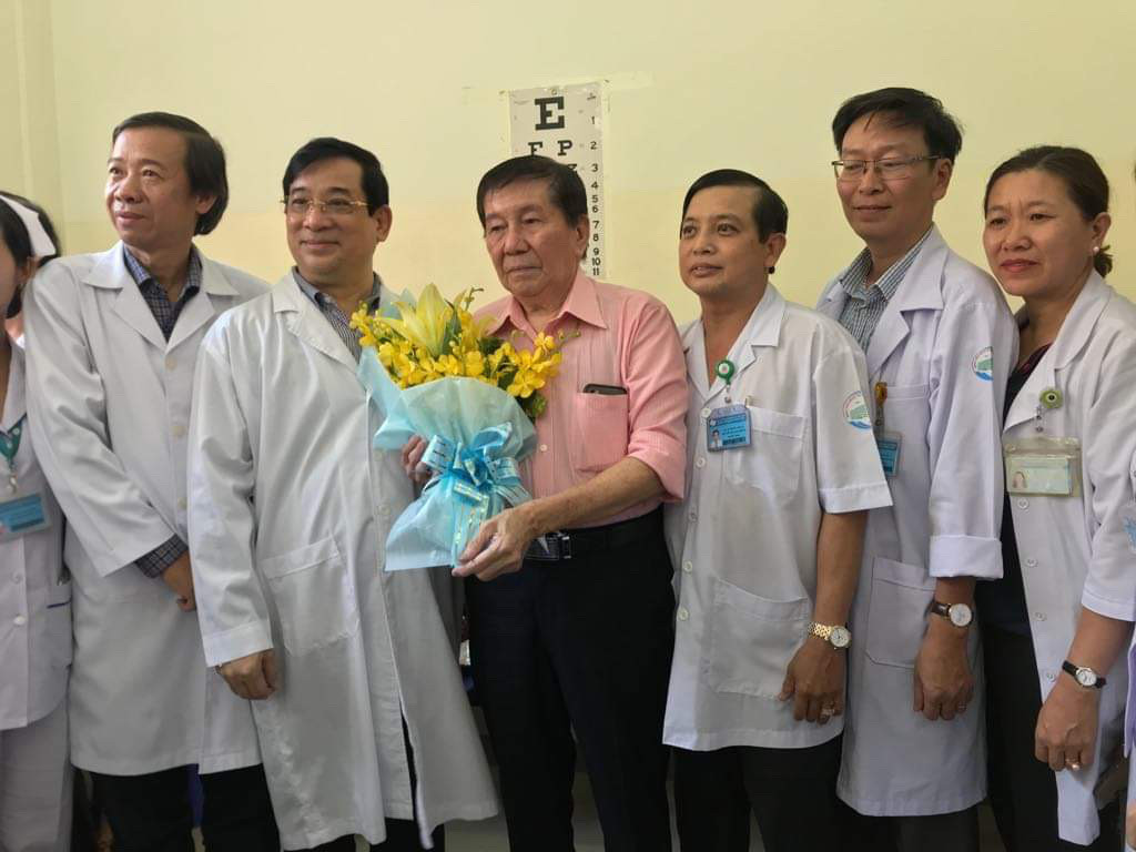 Bệnh nhân Covid-19 lớn tuổi nhất Việt Nam: 'Bác sĩ đưa tôi từ cõi chết trở về' ảnh 3