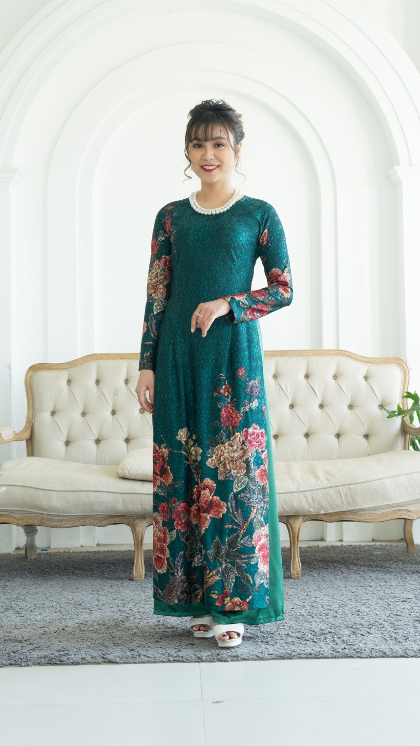 Lybee – ngôi sao mới của làng thời trang quý bà ảnh 4